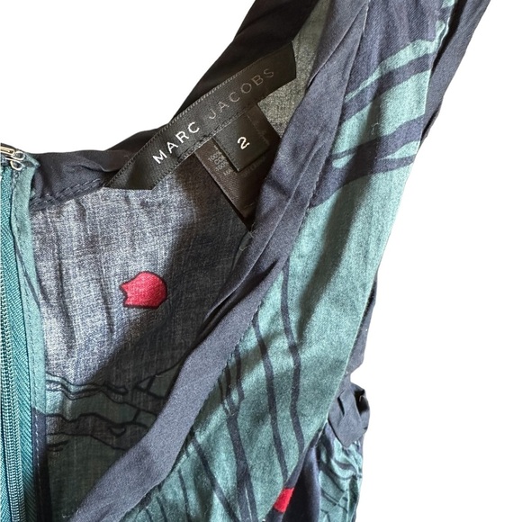 🌻 4/$25  Marc Jacobs Floral Peplum Top, Green & Blue, Size 2 - Picture 3 of 5